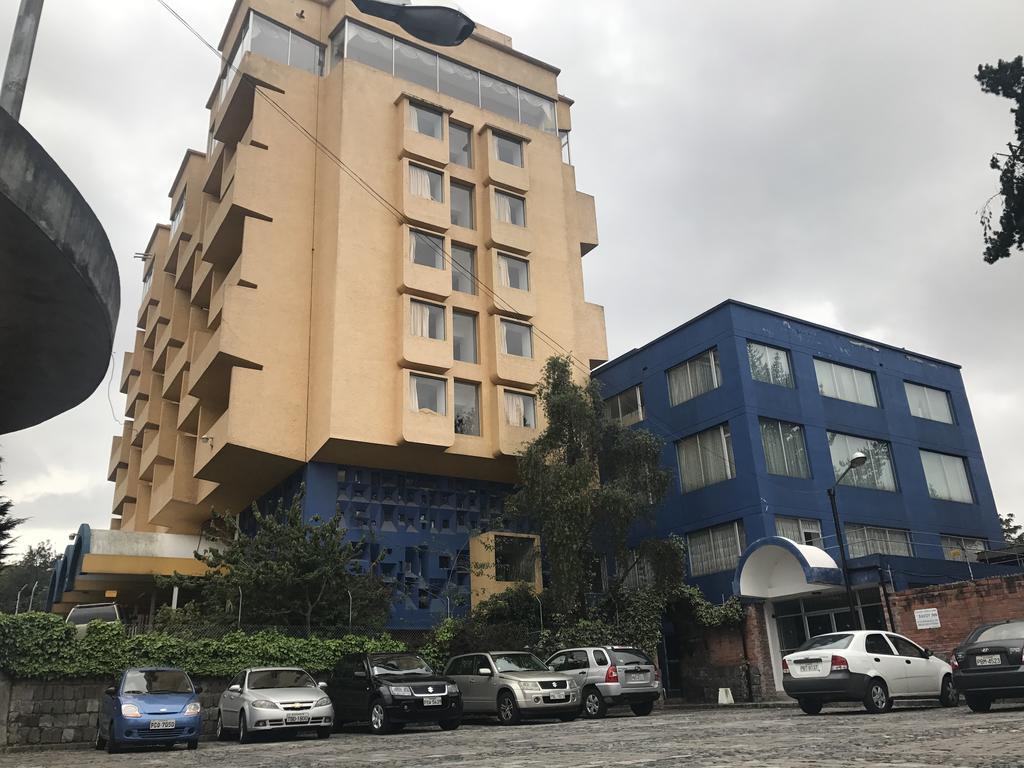 Hotel Savoy Inn Кито Экстерьер фото